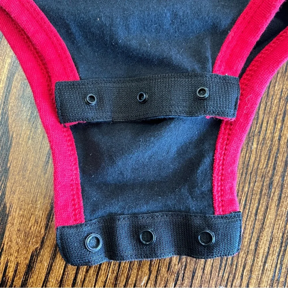 Jordan Baby Bodysuit Size 3-6 Months Jumpman Logo Black With Red Trim #23